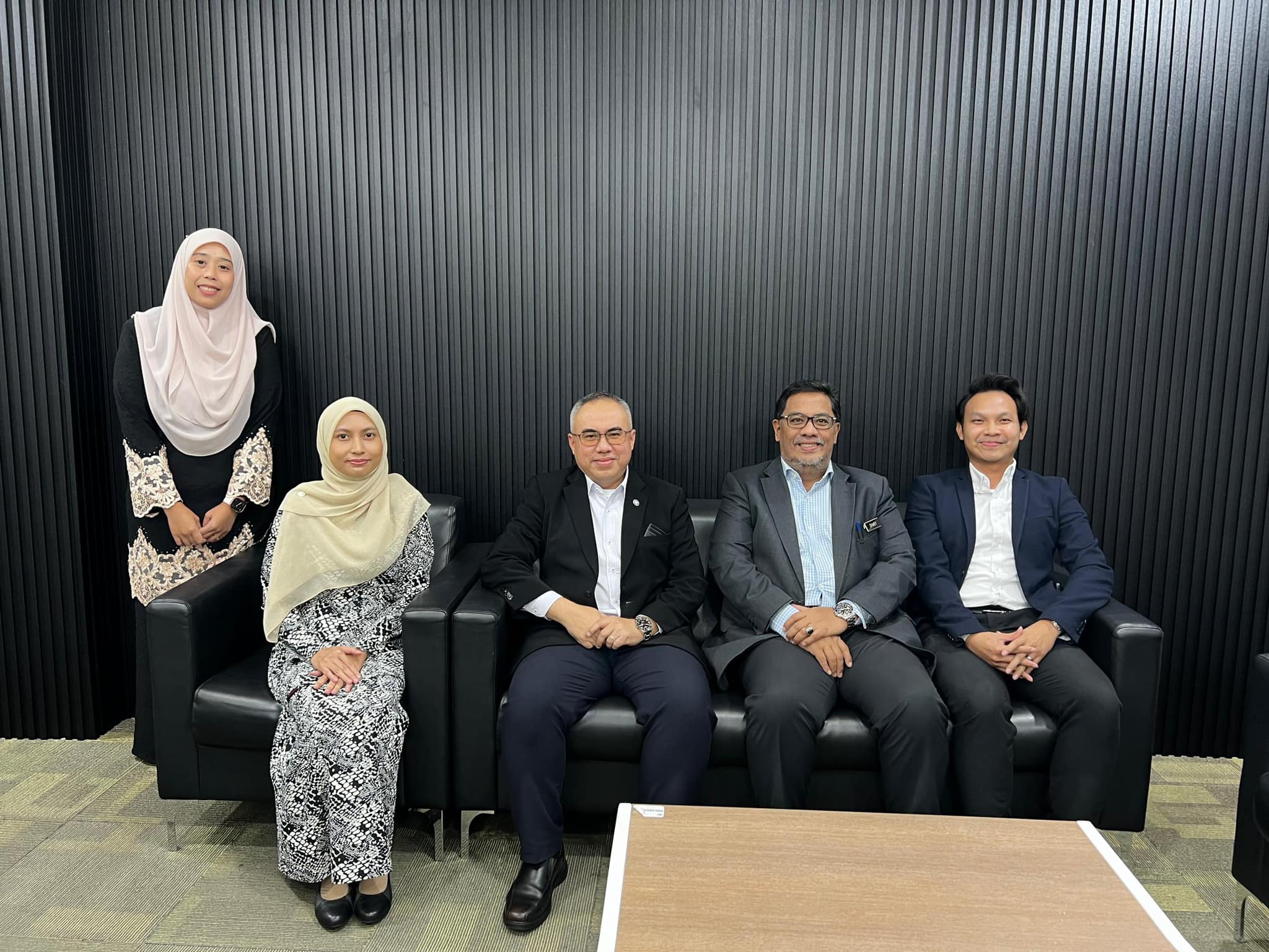 Kunjungan Hormat Ke Pejabat Penasihat Undang-Undang Negeri Perlis